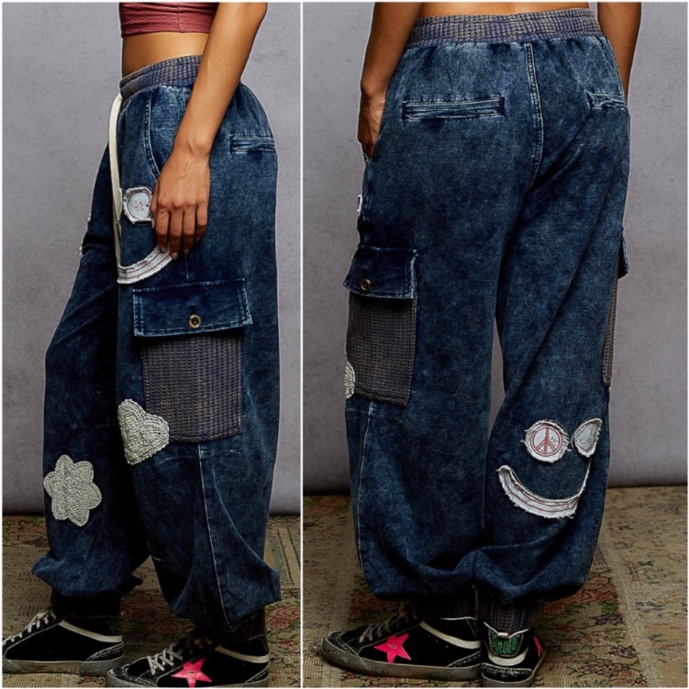 POL Mineral Wash Blue Peace Floral Lace Patch Joggers